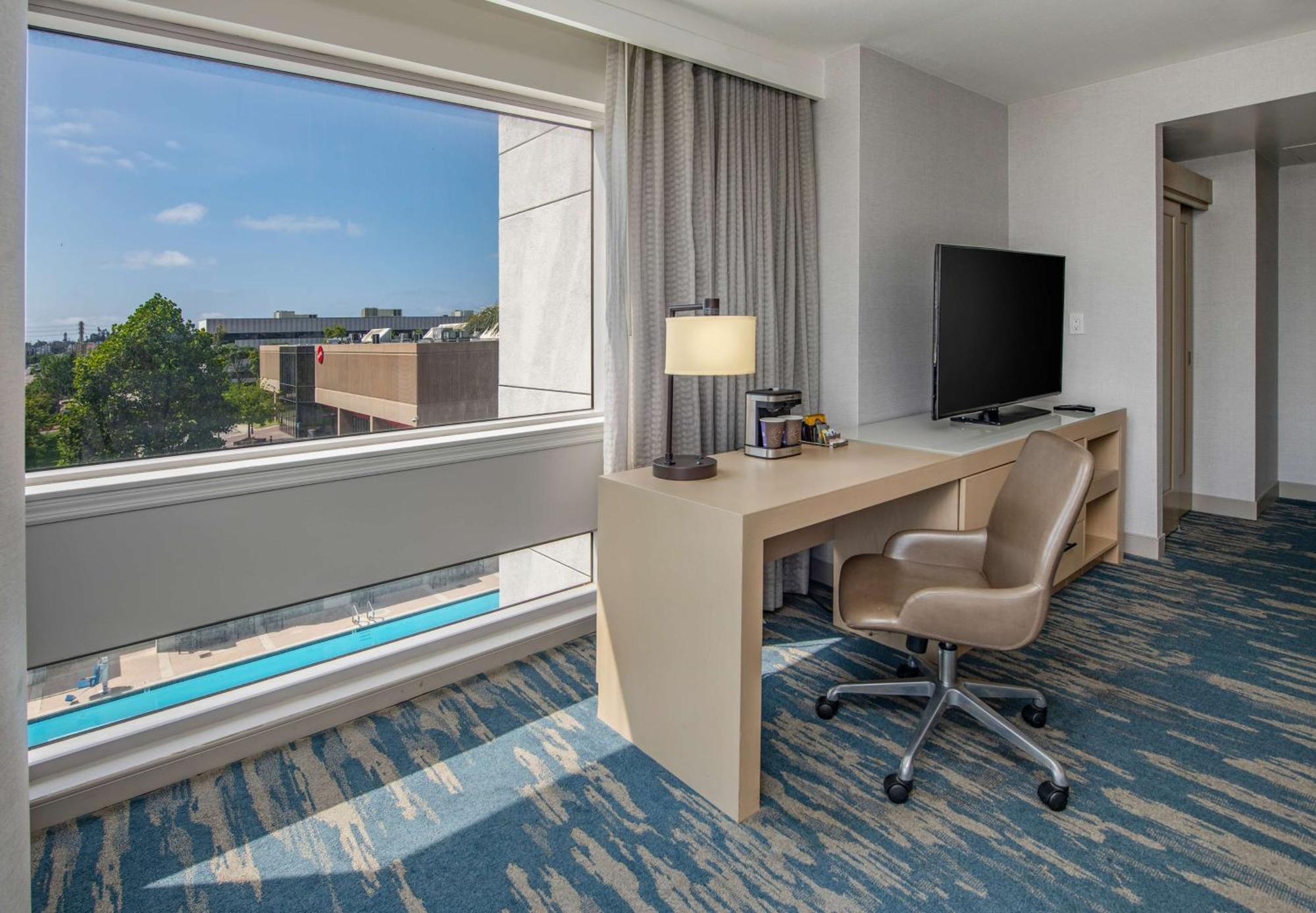 מלון Doubletree By Hilton Lax - אל סגונדו מראה חיצוני תמונה